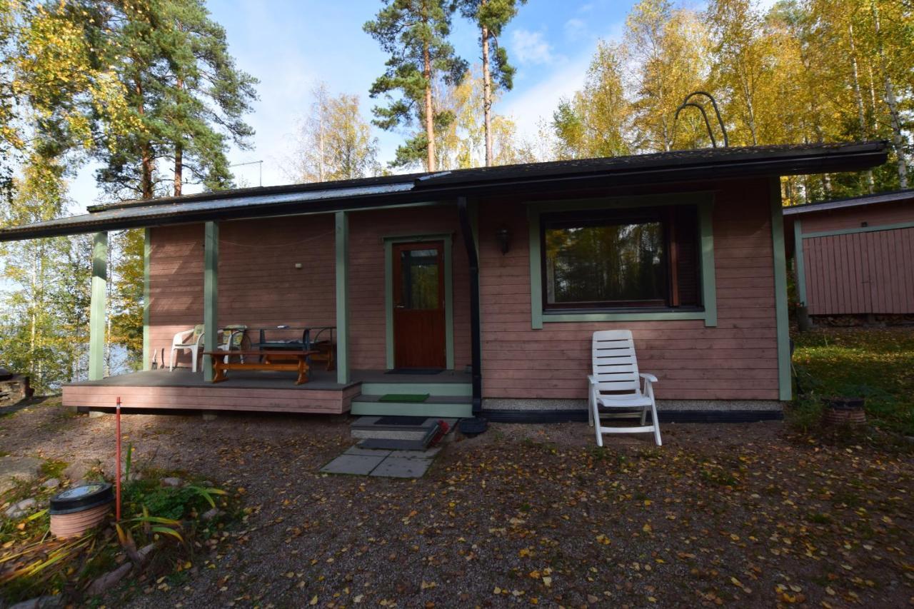Villa Pyhtaeaen Vuokramoekit Tuuski Exterior foto