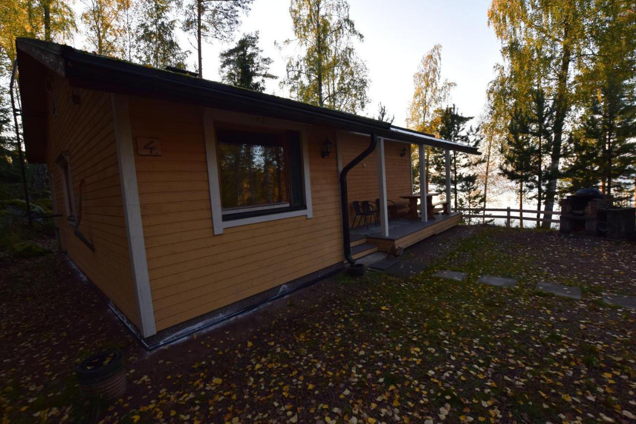 Villa Pyhtaeaen Vuokramoekit Tuuski Exterior foto