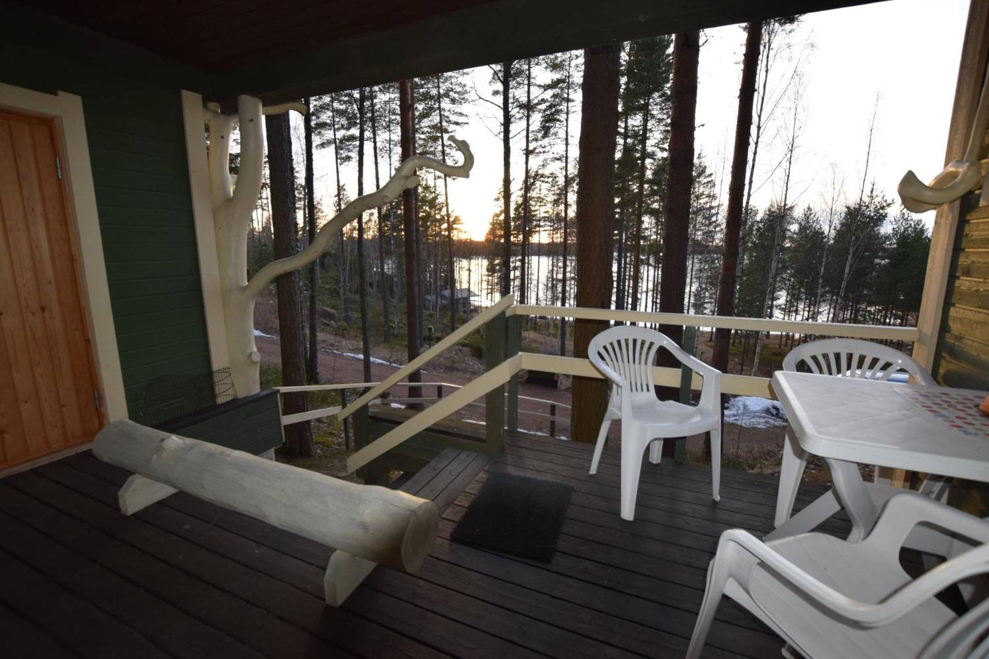 Villa Pyhtaeaen Vuokramoekit Tuuski Exterior foto