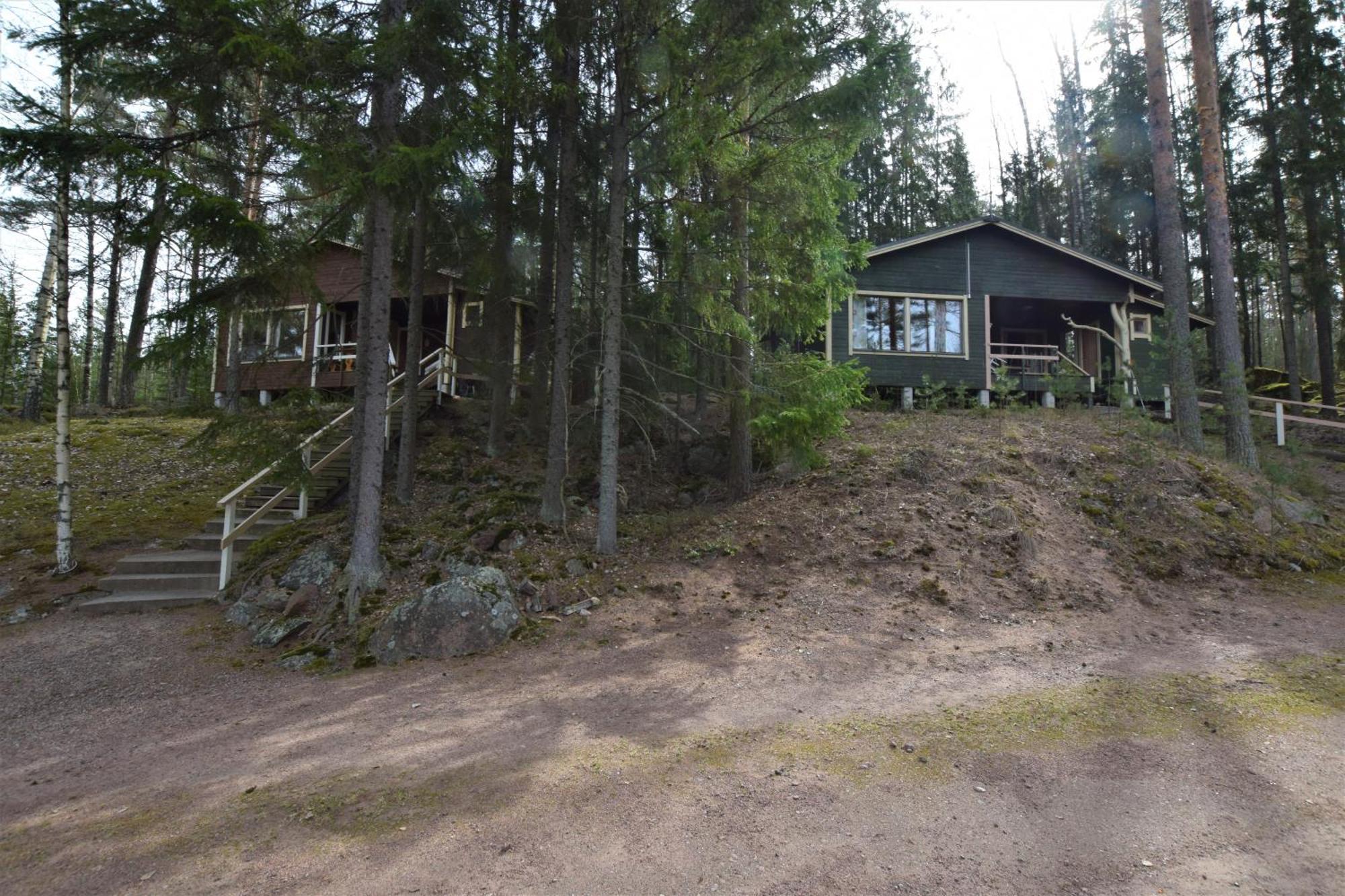 Villa Pyhtaeaen Vuokramoekit Tuuski Exterior foto